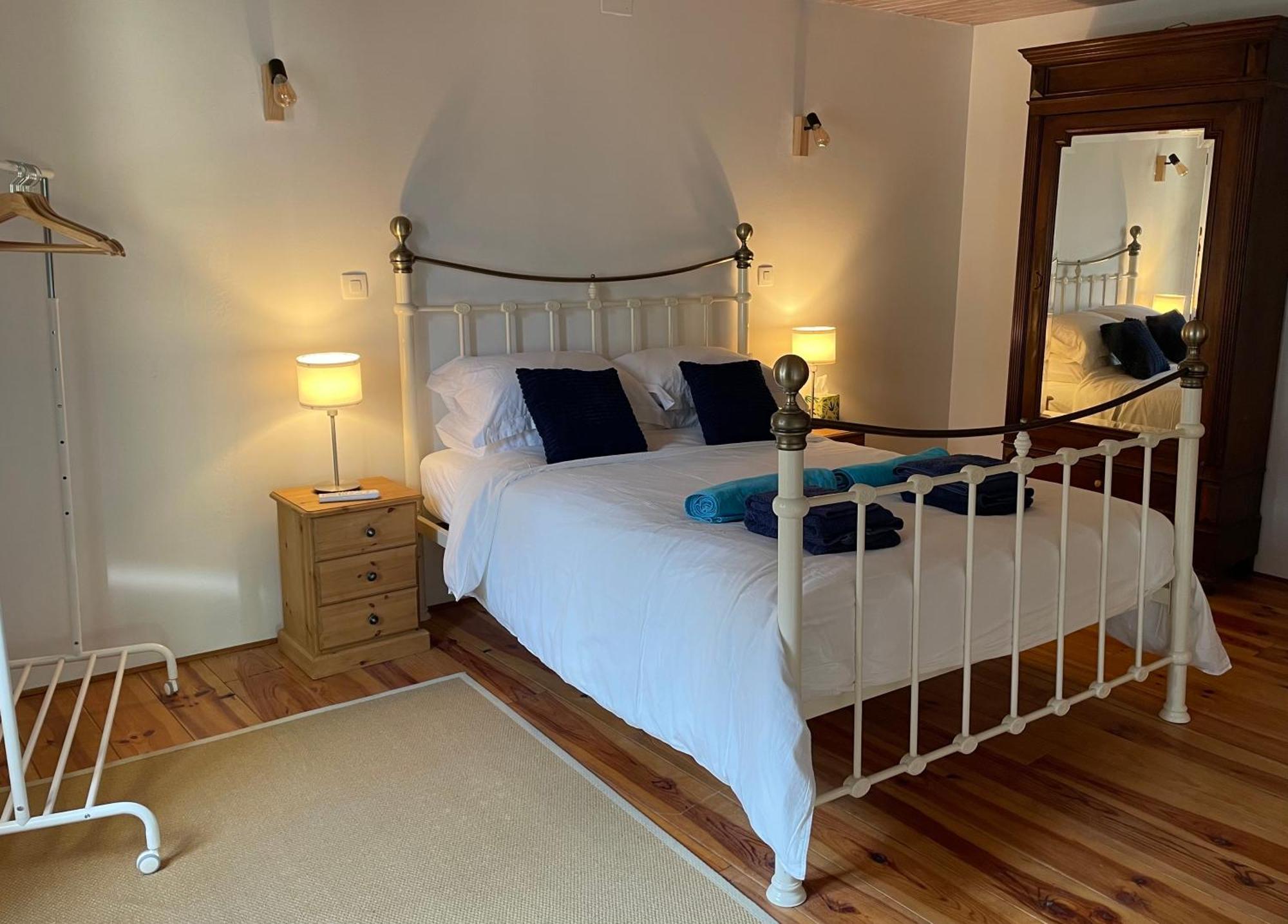 Gites De Verger, Stylish Self Catering Cottages In Sos Eksteriør bilde